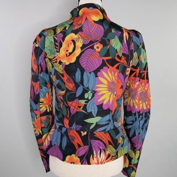 Vintage floral print padded‎ Jacket, ruffle hem, Button accentuate - Picture 7 of 16